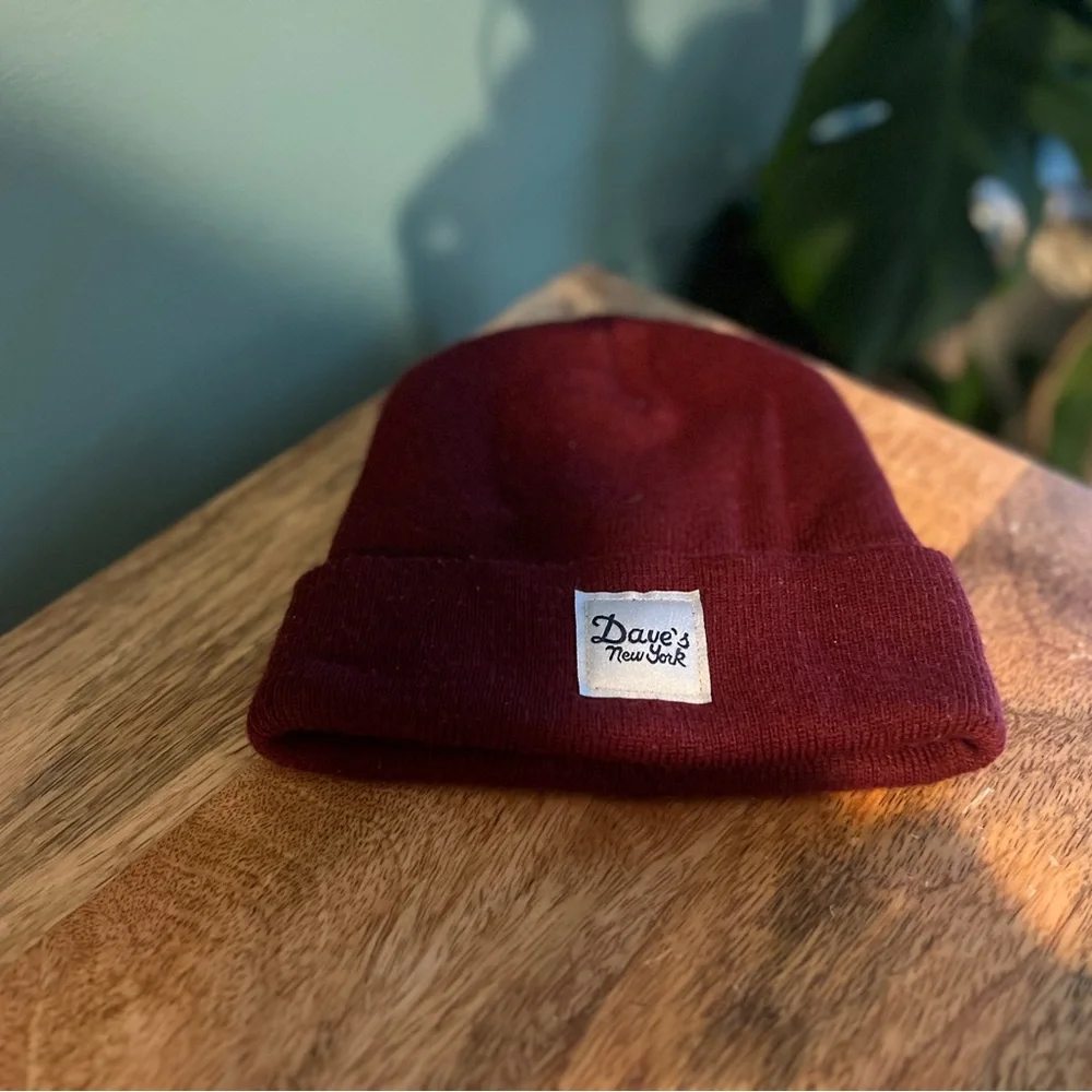 Dave’s NY Classic Beanie - Picture 2 of 2
